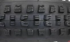 Pneu Vittoria Mazza - 4C Graphène 2.0 - Enduro 2-Ply - Tubeless Ready -Pneus VTT Elegant Magasin Pneu Vittoria Mazza 4C Graphene 2.0 Enduro 2 Ply Tubeless Ready crampons 1235x735