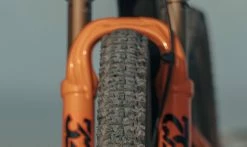 Pneu Hutchinson Kraken Sideskin - Tubeless Ready - 66 TPI -Pneus VTT Elegant Magasin mountain bike tire hutchinson kraken 4 1235x735